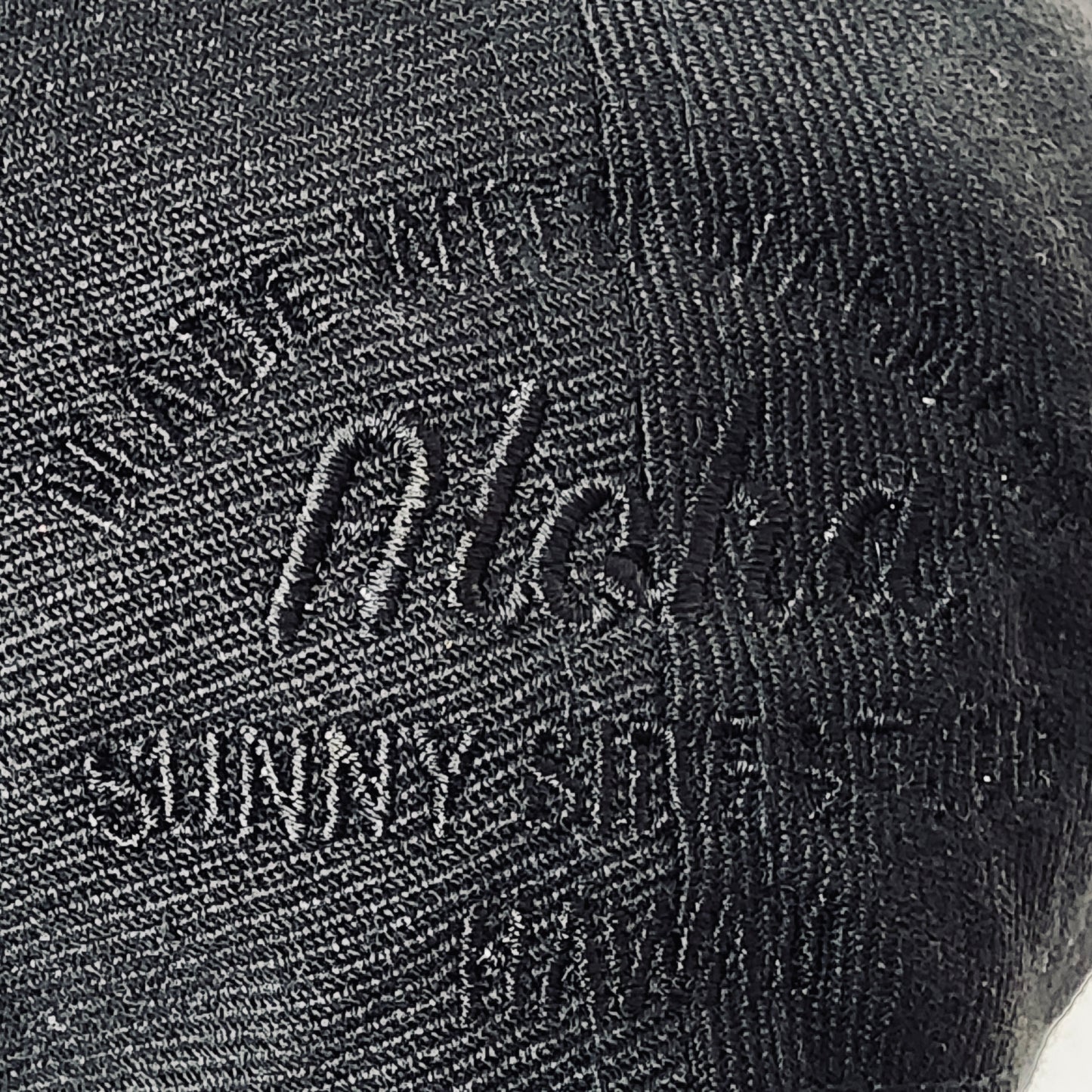 (New)ioLAni Flat Bill Snap Backs(3 Colors)
