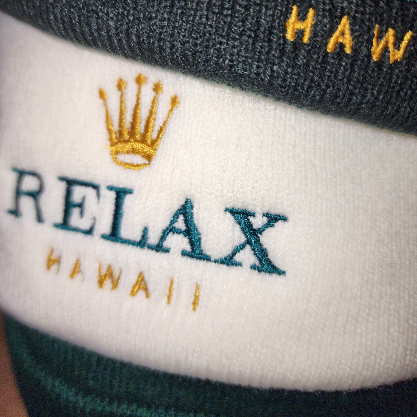 Relax Hawaii Embroidered Beanies(3 Colors)