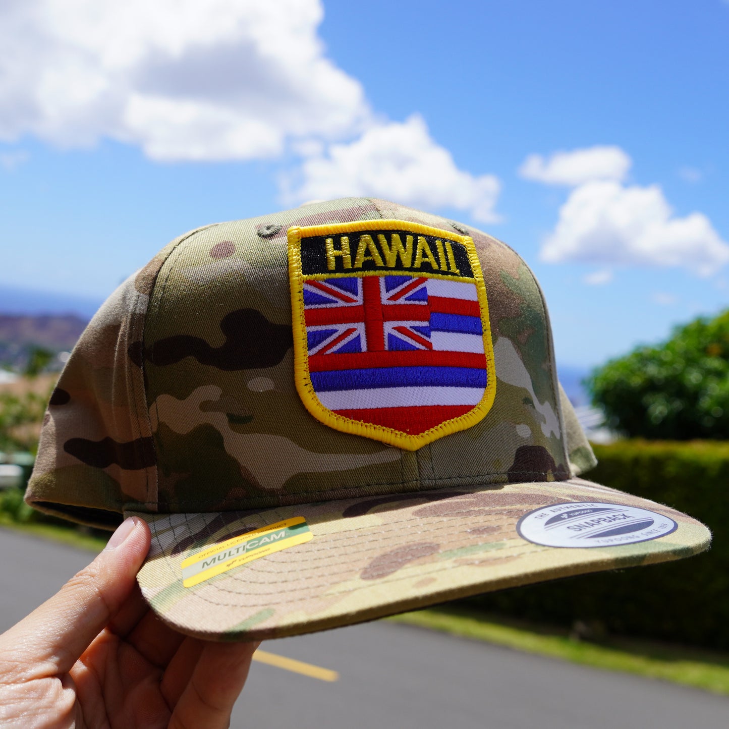 Hawaii Flag Shield Flat Bill Snap Backs(2 Colors)