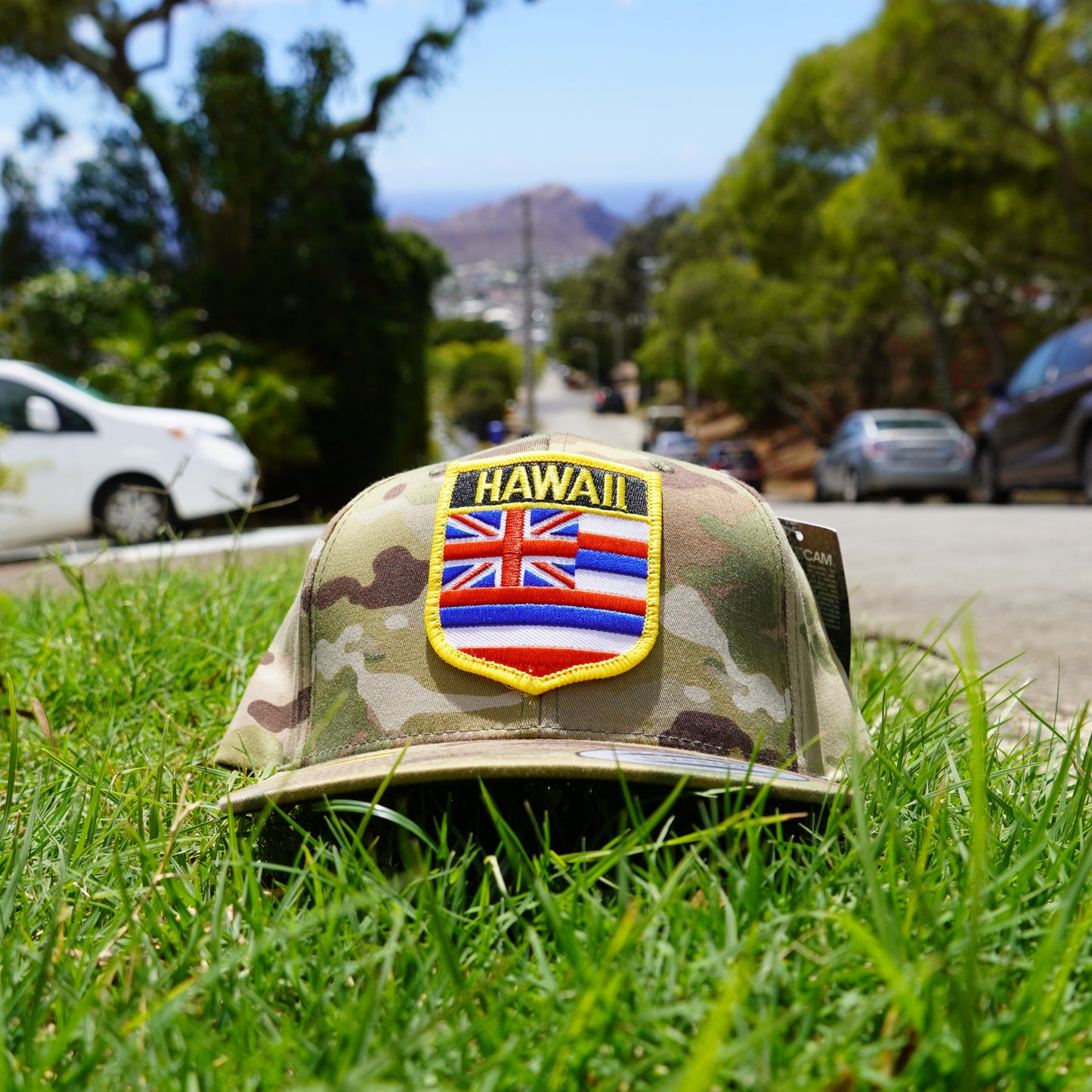 Hawaii Flag Shield Flat Bill Snap Backs(2 Colors)