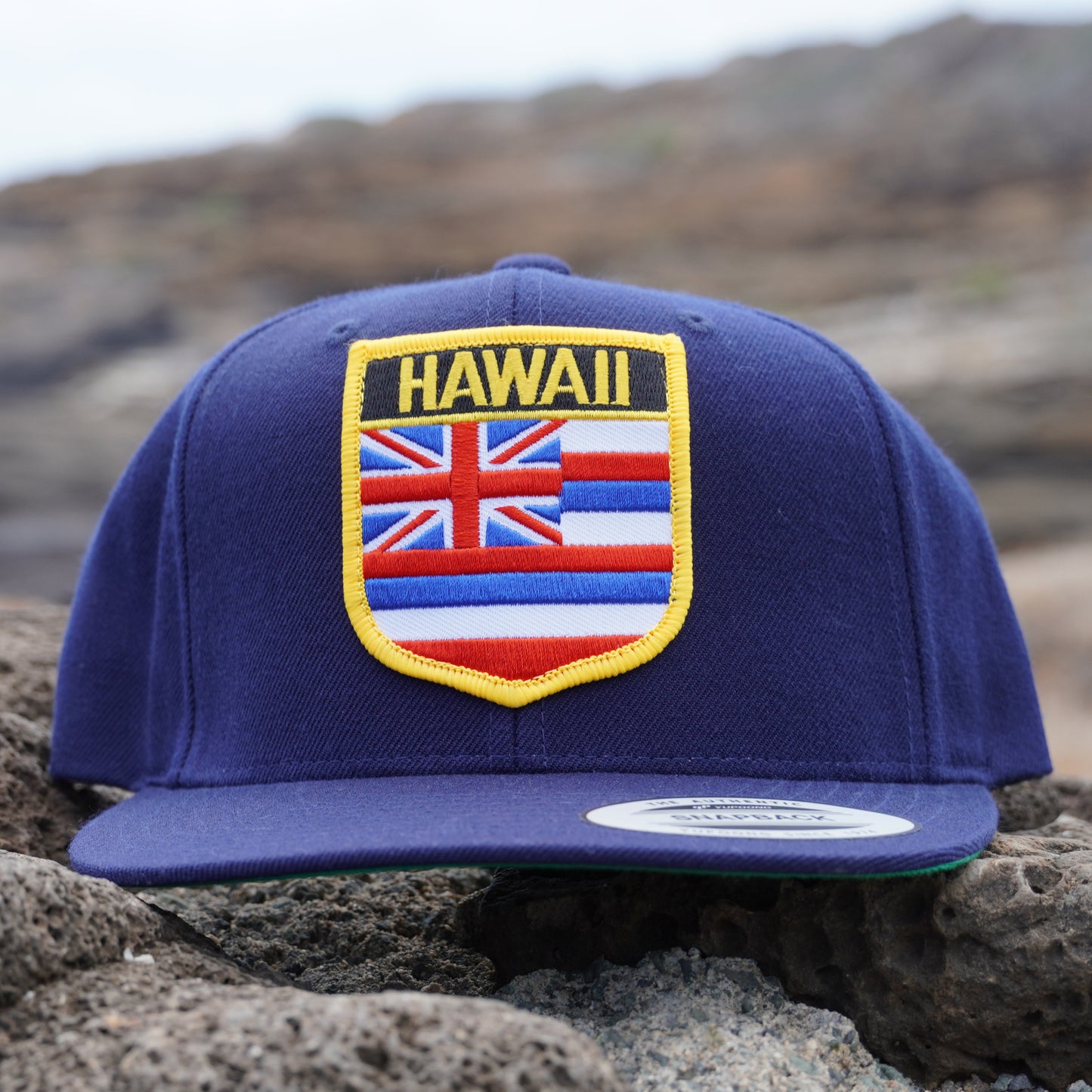 Hawaii Flag Shield Flat Bill Snap Backs(2 Colors)